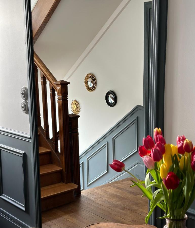 La Grande Maison Lgm Lesches Extérieur photo