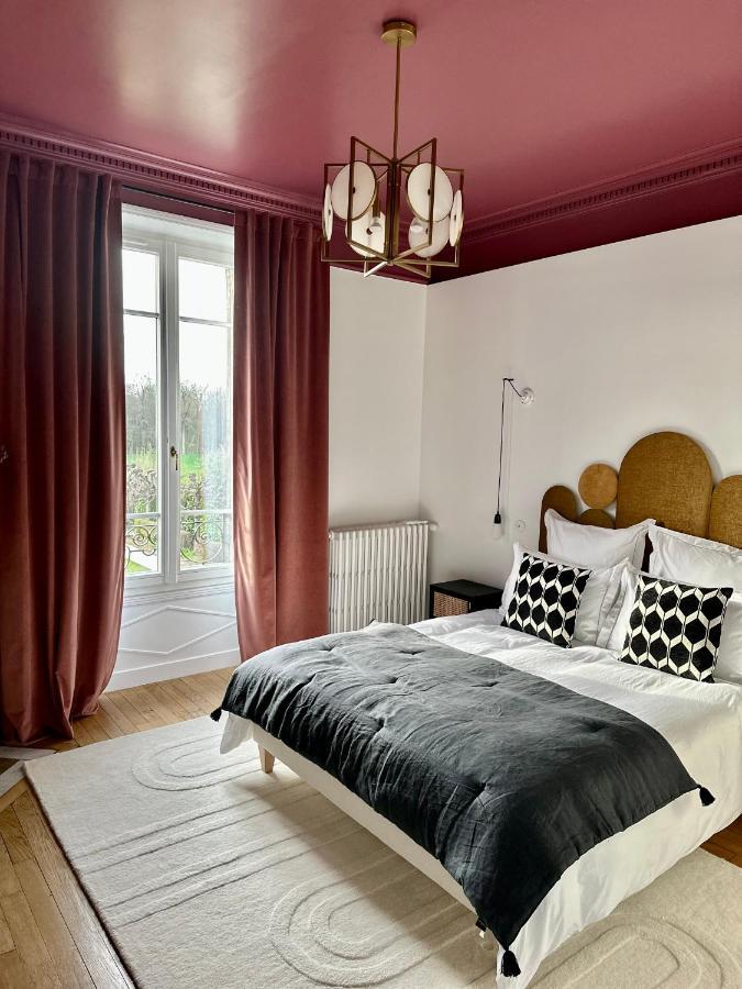 La Grande Maison Lgm Lesches Extérieur photo