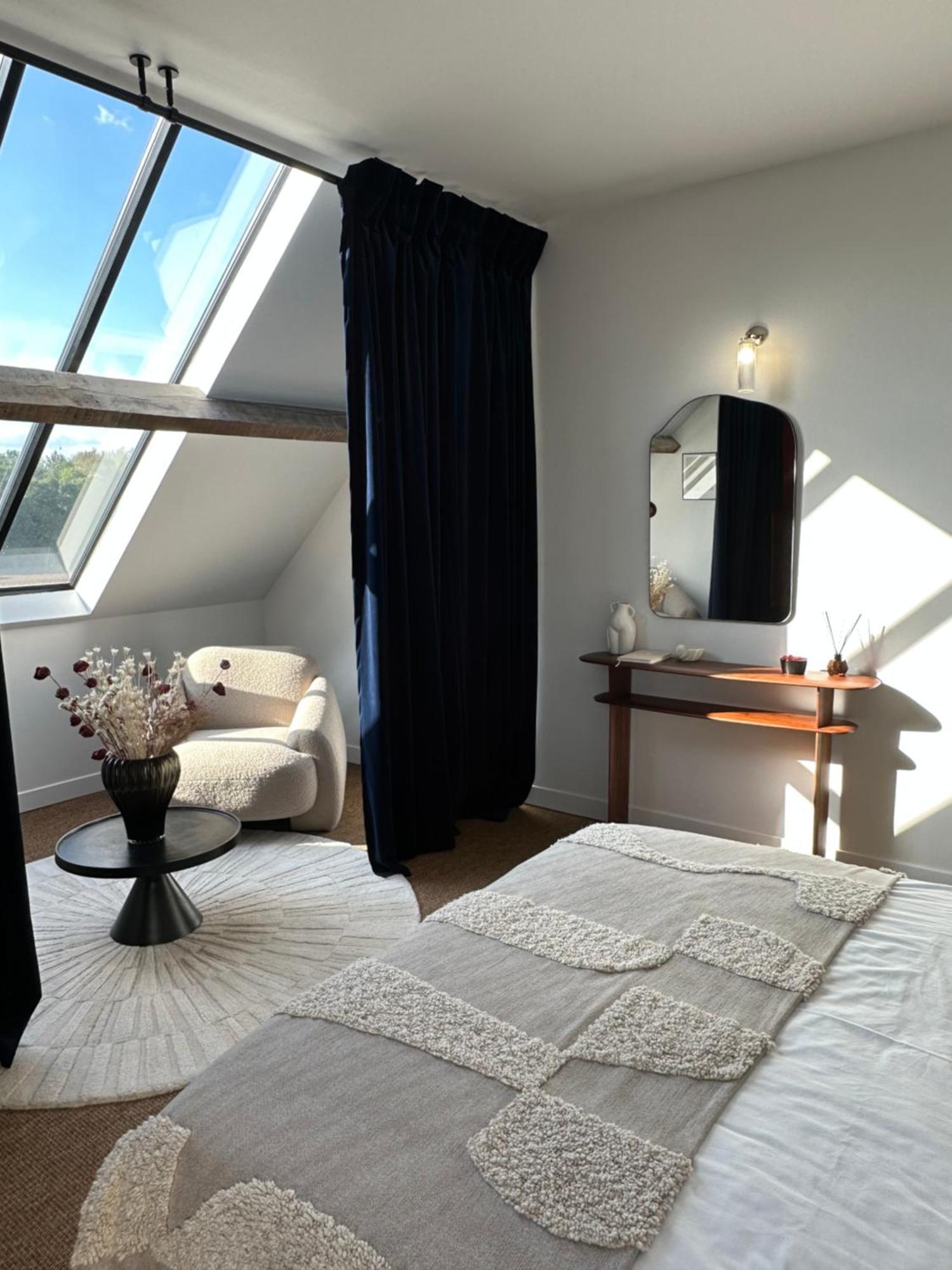 La Grande Maison Lgm Lesches Extérieur photo